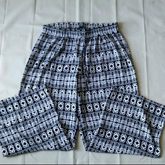 ZAC & RACHEL - Picture 3 of 6